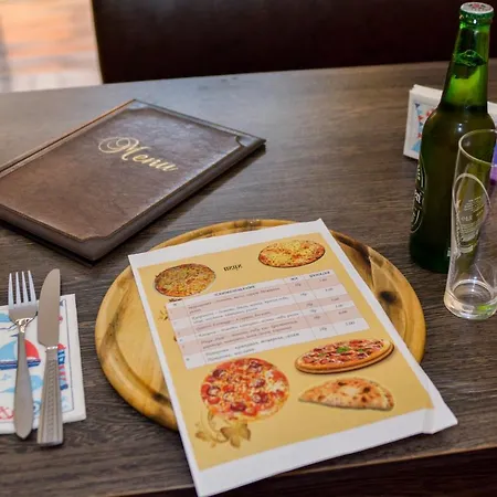 раде 1 Хотел Враца