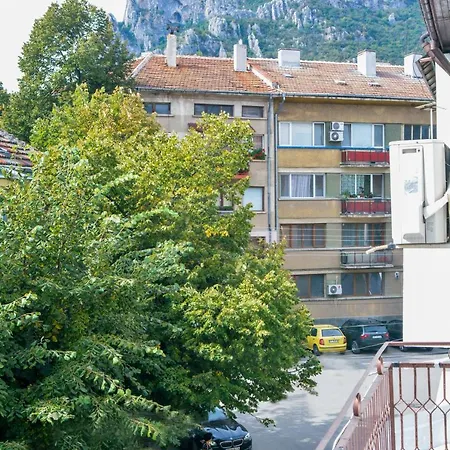 Rade 1 Vratsa